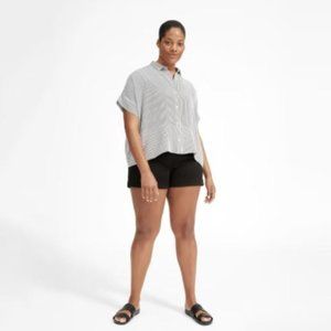 The Clean Silk Short-Sleeve Square Shirt